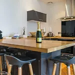 Charming Haussmannien 50M2 - City Center